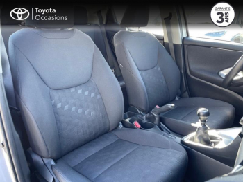 Photo 6 du bon plan TOYOTA Yaris 120 VVT-i Dynamic Business 5p MC24 occasion à 16890 €