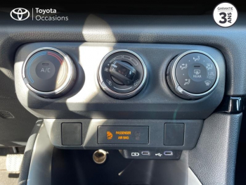 Photo 21 du bon plan TOYOTA Yaris 120 VVT-i Dynamic Business 5p MC24 occasion à 16890 €