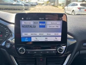 Photo 17 du bon plan FORD Fiesta 1.0 EcoBoost Hybrid 125ch ST-Line 5p occasion à 15990 €