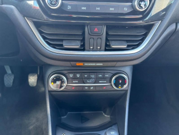 Photo 18 du bon plan FORD Fiesta 1.0 EcoBoost Hybrid 125ch ST-Line 5p occasion à 15990 €