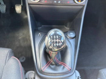 Photo 19 du bon plan FORD Fiesta 1.0 EcoBoost Hybrid 125ch ST-Line 5p occasion à 15990 €