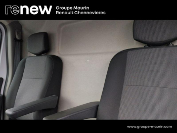 Photo 29 du bon plan RENAULT Master Fg VUL F3500 L3H2 2.3 dCi 135ch Grand Confort E6 occasion à 19999 €