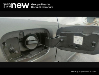 Photo 10 du bon plan RENAULT Arkana 1.6 E-Tech hybride 145ch Techno -22 occasion à 18490 €