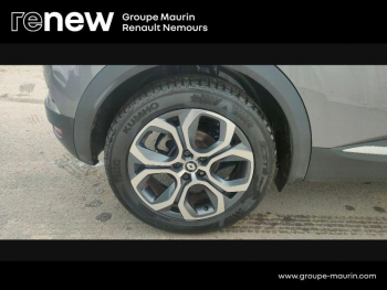 Photo 9 du bon plan RENAULT Captur 1.6 E-Tech hybride 145ch Intens -21 occasion à 17450 €