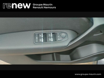 Photo 17 du bon plan RENAULT Captur 1.6 E-Tech hybride 145ch Intens -21 occasion à 17450 €