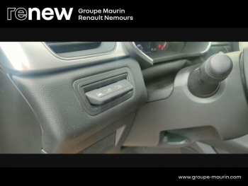 Photo 19 du bon plan RENAULT Captur 1.6 E-Tech hybride 145ch Intens -21 occasion à 17450 €