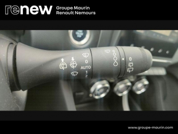 Photo 22 du bon plan RENAULT Captur 1.6 E-Tech hybride 145ch Intens -21 occasion à 17450 €