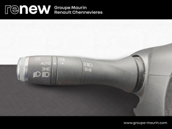 Photo 24 du bon plan RENAULT Captur 1.3 TCe 155ch FAP Initiale Paris EDC - 20 occasion à 17499 €