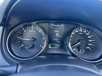 Photo 18 du bon plan NISSAN Qashqai 1.6 dCi 130ch Acenta Xtronic occasion à 12990 €