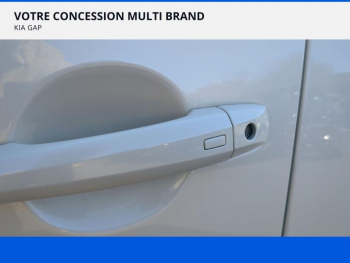 Photo 17 du bon plan NISSAN Qashqai e-POWER 190ch N-Connecta 2022 occasion à 24490 €