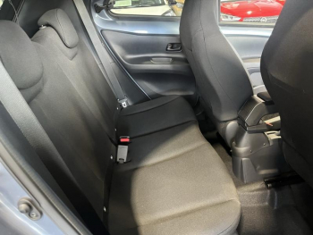 Photo 12 du bon plan TOYOTA Aygo X 1.0 VVT-i 72ch Design S-CVT Pack Zen occasion à 16390 €