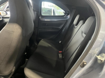 Photo 14 du bon plan TOYOTA Aygo X 1.0 VVT-i 72ch Design S-CVT Pack Zen occasion à 16390 €