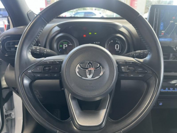 Photo 6 du bon plan TOYOTA Yaris Cross 116h Design AWD Pack Cargo occasion à 23390 €