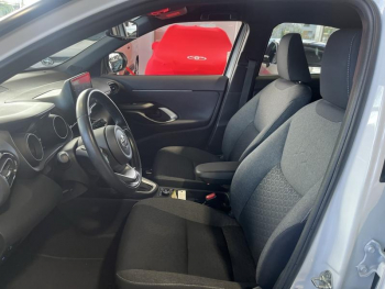 Photo 18 du bon plan TOYOTA Yaris Cross 116h Design AWD Pack Cargo occasion à 23390 €