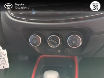 Photo 21 du bon plan TOYOTA Aygo X 1.0 VVT-i 72ch Design S-CVT Pack Zen occasion à 15490 €