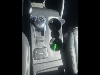 Photo 19 du bon plan FORD Focus Active 2.0 EcoBlue 150ch Active Vignale BVA occasion à 18490 €