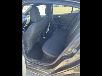 Photo 12 du bon plan FORD Focus 1.0 Flexifuel mHEV 125ch ST-Line Style occasion à 20590 €