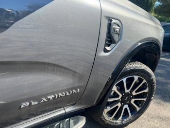 Photo 9 du bon plan FORD Ranger VUL 3.0 EcoBlue V6 240ch Stop&Start Double Cabine Platinum e-4WD BVA10 occasion à 69800 €
