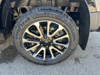 Photo 12 du bon plan FORD Ranger VUL 3.0 EcoBlue V6 240ch Stop&Start Double Cabine Platinum e-4WD BVA10 occasion à 69800 €
