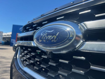 Photo 14 du bon plan FORD Ranger VUL 3.0 EcoBlue V6 240ch Stop&Start Double Cabine Platinum e-4WD BVA10 occasion à 69800 €