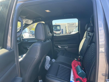 Photo 15 du bon plan FORD Ranger VUL 3.0 EcoBlue V6 240ch Stop&Start Double Cabine Platinum e-4WD BVA10 occasion à 69800 €
