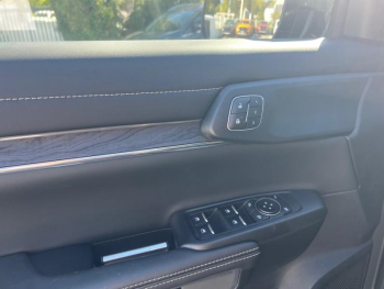Photo 18 du bon plan FORD Ranger VUL 3.0 EcoBlue V6 240ch Stop&Start Double Cabine Platinum e-4WD BVA10 occasion à 69800 €