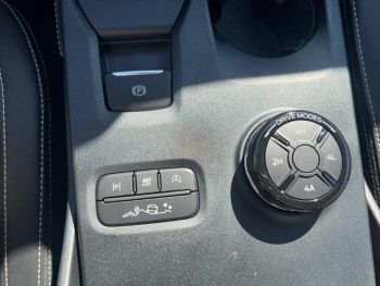Photo 28 du bon plan FORD Ranger VUL 3.0 EcoBlue V6 240ch Stop&Start Double Cabine Platinum e-4WD BVA10 occasion à 69800 €