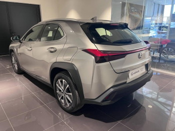 Photo 6 du bon plan LEXUS UX 300e Pack occasion à 17990 €