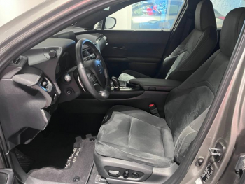 Photo 8 du bon plan LEXUS UX 300e Pack occasion à 17990 €