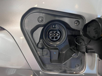 Photo 18 du bon plan LEXUS UX 300e Pack occasion à 17990 €