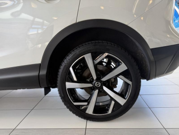 Photo 12 du bon plan NISSAN Qashqai 1.3 DIG-T 158ch Tekna DCT 2021 occasion à 17900 €