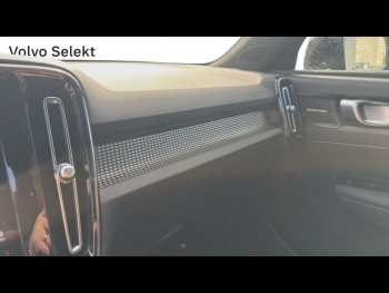 Photo 12 du bon plan VOLVO XC40 B4 197ch Ultimate DCT 7 occasion à 35990 €