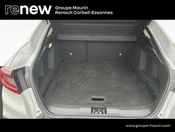 Photo 15 du bon plan RENAULT Arkana 1.6 E-Tech 145ch Business occasion à 17780 €
