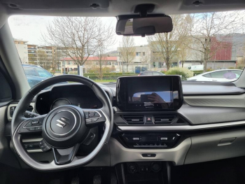 Photo 3 du bon plan SUZUKI Swift 1.2 Hybrid 83ch Pack AllGrip occasion à 18290 €