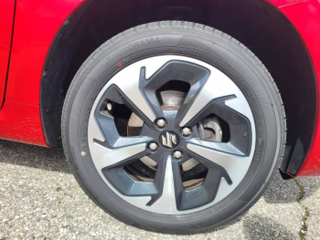 Photo 6 du bon plan SUZUKI Swift 1.2 Hybrid 83ch Pack AllGrip occasion à 18290 €