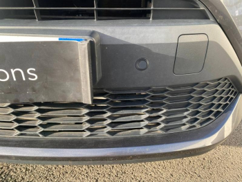 Photo 22 du bon plan TOYOTA C-HR 122h Dynamic Business 2WD E-CVT occasion à 17890 €