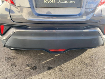 Photo 25 du bon plan TOYOTA C-HR 122h Dynamic Business 2WD E-CVT occasion à 17890 €