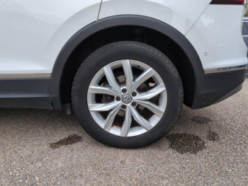 Photo 12 du bon plan VOLKSWAGEN Tiguan 2.0 TDI 150ch Carat DSG7 occasion à 18900 €