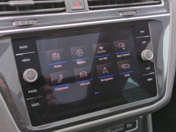 Photo 25 du bon plan VOLKSWAGEN Tiguan 2.0 TDI 150ch Carat DSG7 occasion à 18900 €