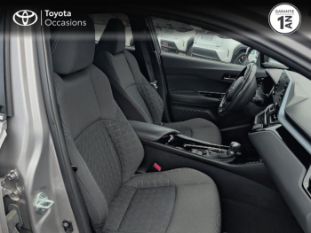 Photo 6 du bon plan TOYOTA C-HR 122h Edition 2WD E-CVT MC19 occasion à 18990 €