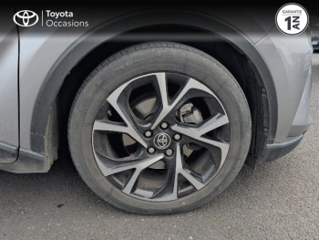 Photo 16 du bon plan TOYOTA C-HR 122h Edition 2WD E-CVT MC19 occasion à 18990 €