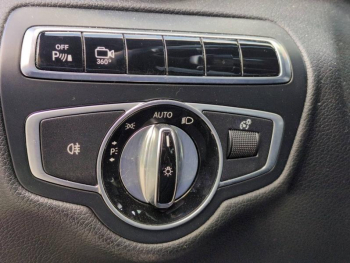 Photo 21 du bon plan MERCEDES-BENZ GLC 220 d Launch Edition 170ch 4Matic 9G-Tronic occasion à 24900 €