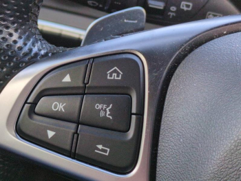 Photo 29 du bon plan MERCEDES-BENZ GLC 220 d Launch Edition 170ch 4Matic 9G-Tronic occasion à 24900 €