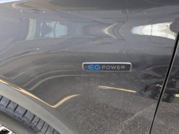 Photo 23 du bon plan MERCEDES-BENZ GLC 300 de 194+122ch AMG Line 4Matic 9G-Tronic occasion à 39900 €