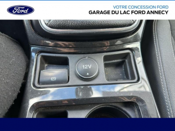 Photo 21 du bon plan FORD Kuga 1.5 TDCi 120ch Stop&Start Titanium 4x2 occasion à 14990 €