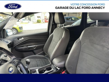 Photo 27 du bon plan FORD Kuga 1.5 TDCi 120ch Stop&Start Titanium 4x2 occasion à 14990 €