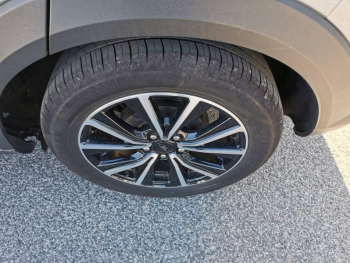 Photo 25 du bon plan FORD Puma 1.0 Flexifuel 125ch S&S mHEV Titanium occasion à 19900 €