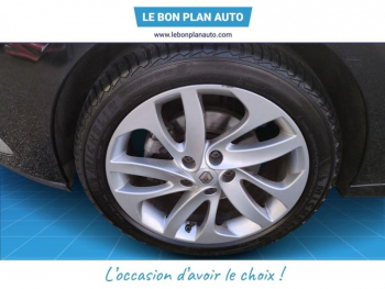 Photo 26 du bon plan RENAULT Scenic XMOD 1.6 dCi 130ch energy Bose eco² 2015 occasion à 12290 €