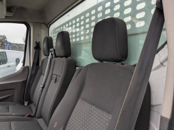 Photo 5 du bon plan FORD Transit CCb VUL Benne + coffre Pro RJ 350 L3 2.0 EcoBlue 130ch Diesel S&S Trend Business occasion à 21990 €
