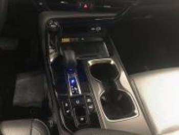 Photo 13 du bon plan LEXUS NX 450h+ Luxe 4WD Pack Design occasion à 48790 €